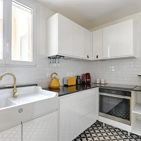 Sentier Gare Est Magnifique 2br Apartment Paris